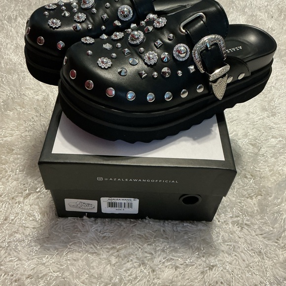 Azalea Wang Black Embellished Clogs - Picture 2 of 7
